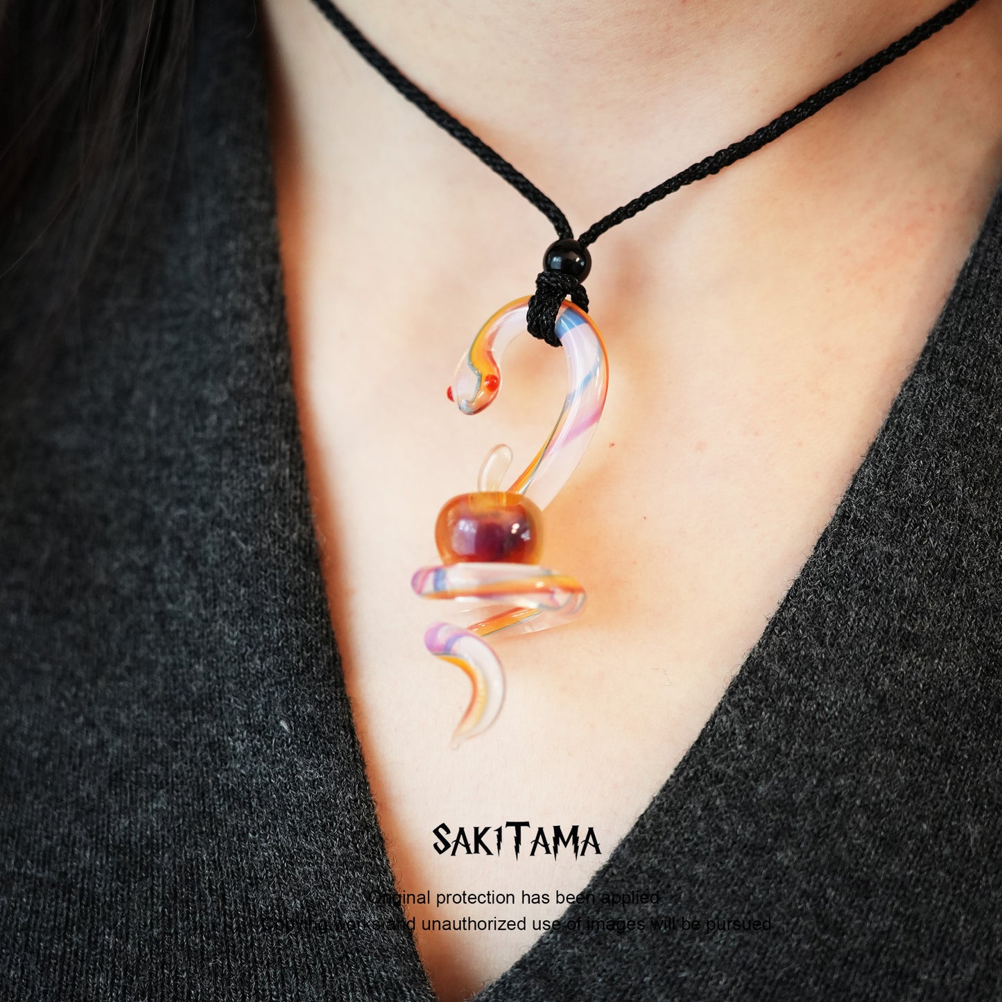 Amber Temptation – Snake & Apple | Handmade Glasswork