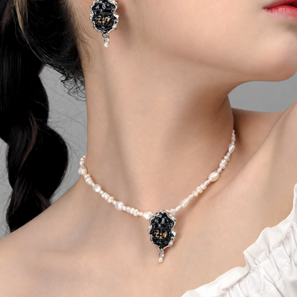 Black Witch’s Tears Necklace