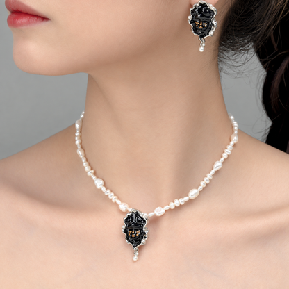 Black Witch’s Tears Necklace