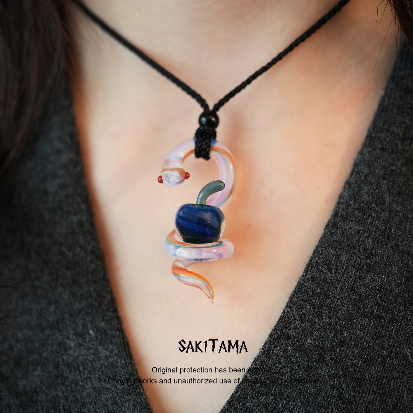 Midnight Eden – Snake & Apple | Handmade Glasswork